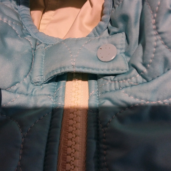 ⬇️Baby Gap light quilted reversible coat - Picture 6 of 14